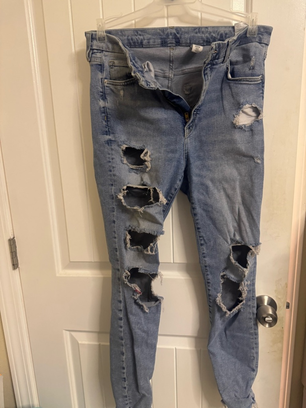 Light Blue Distressed Women’s Ripped Jeans